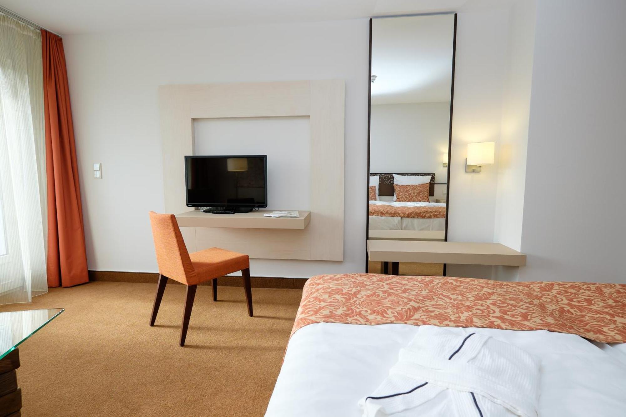 Hotel Baeren Titisee Værelse billede
